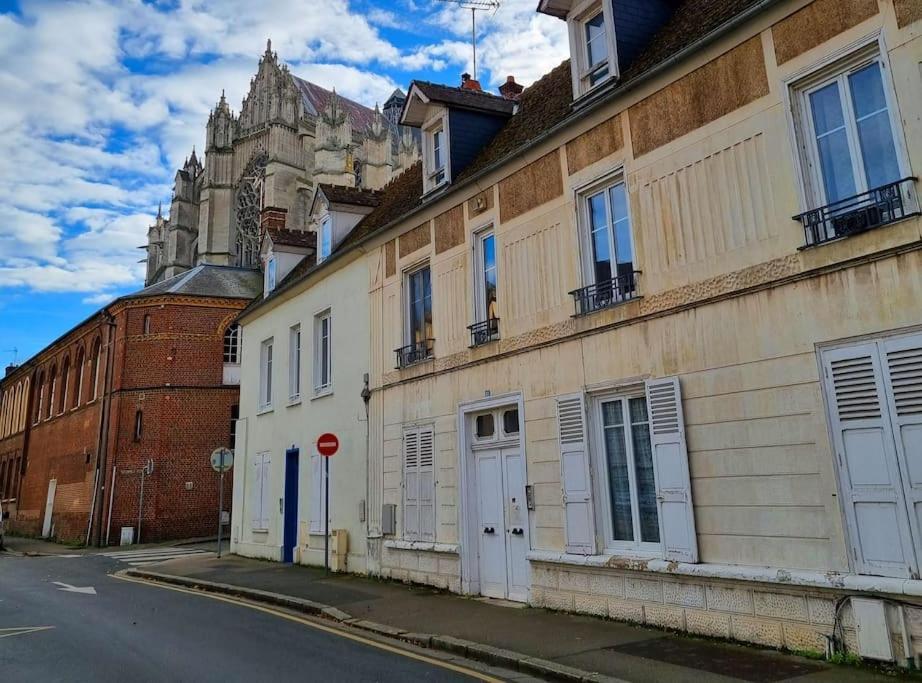 Le Studio De La Cathedrale Apartment Beauvais Exterior foto
